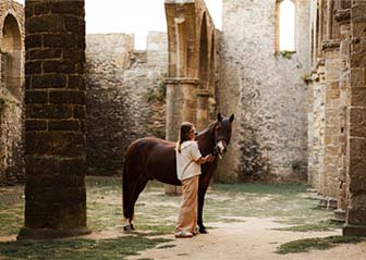 cheval welsh poney séance photo photographe équin léa mains